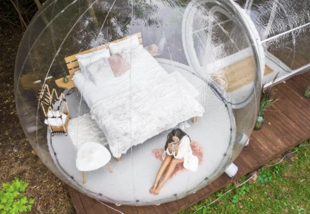 camping tent with transparent roof